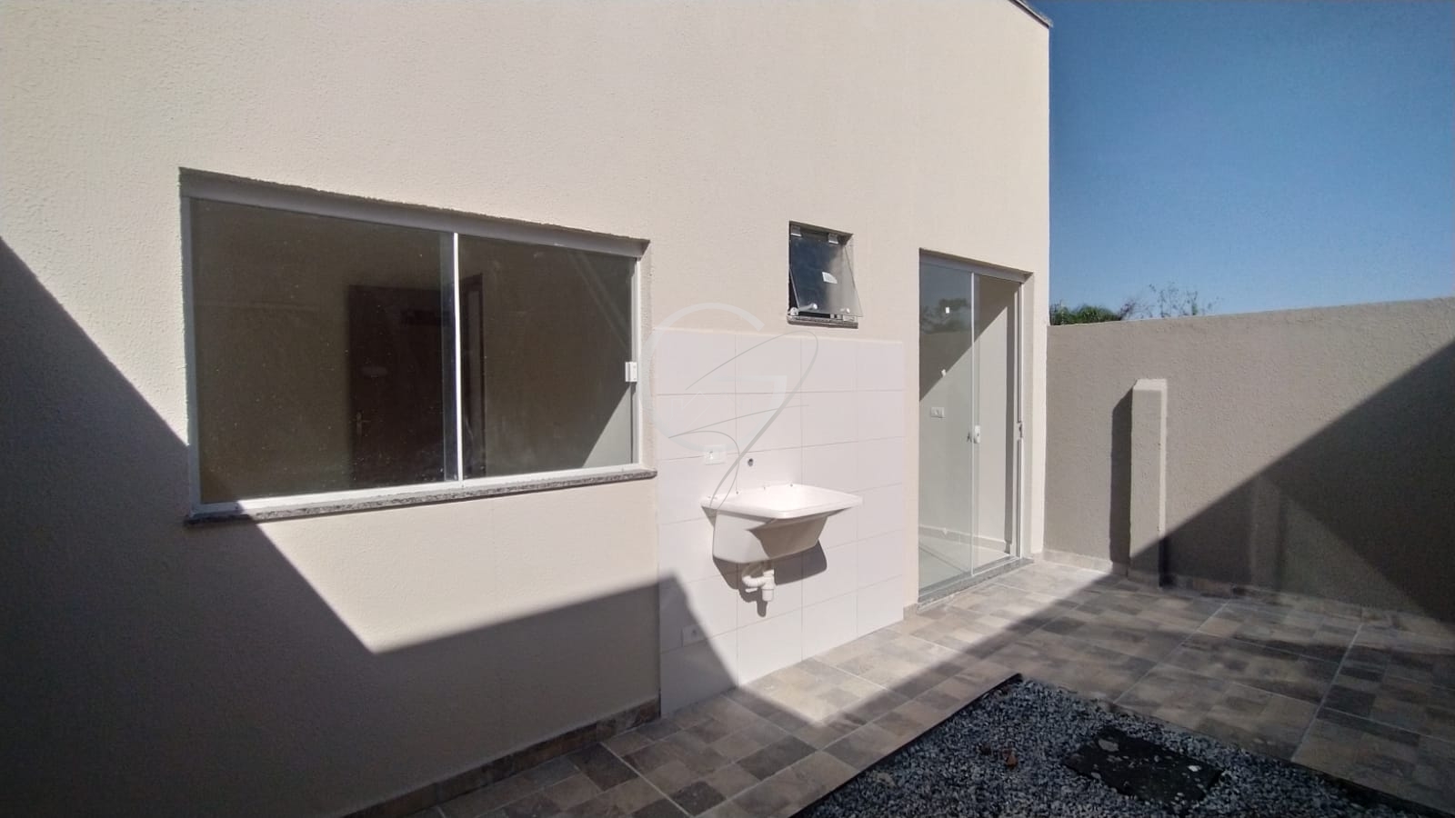 Casa à venda com 2 quartos, 47m² - Foto 12