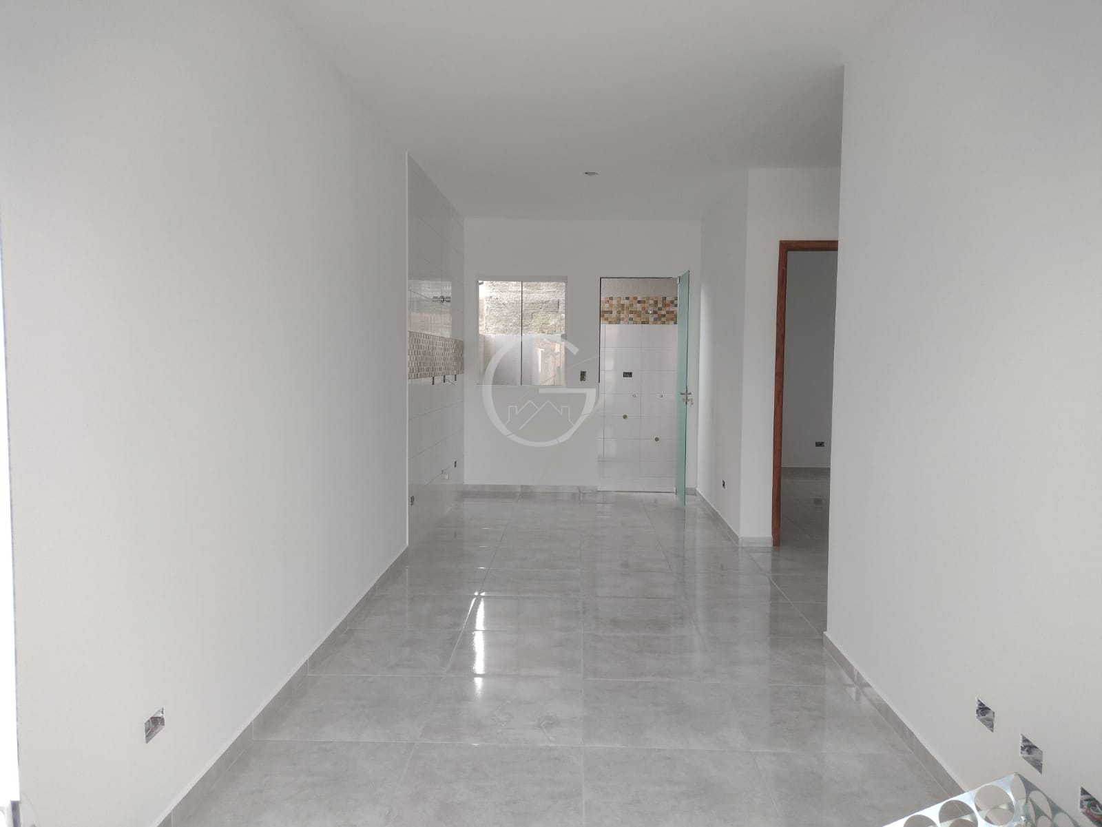 Casa à venda com 2 quartos, 48m² - Foto 5