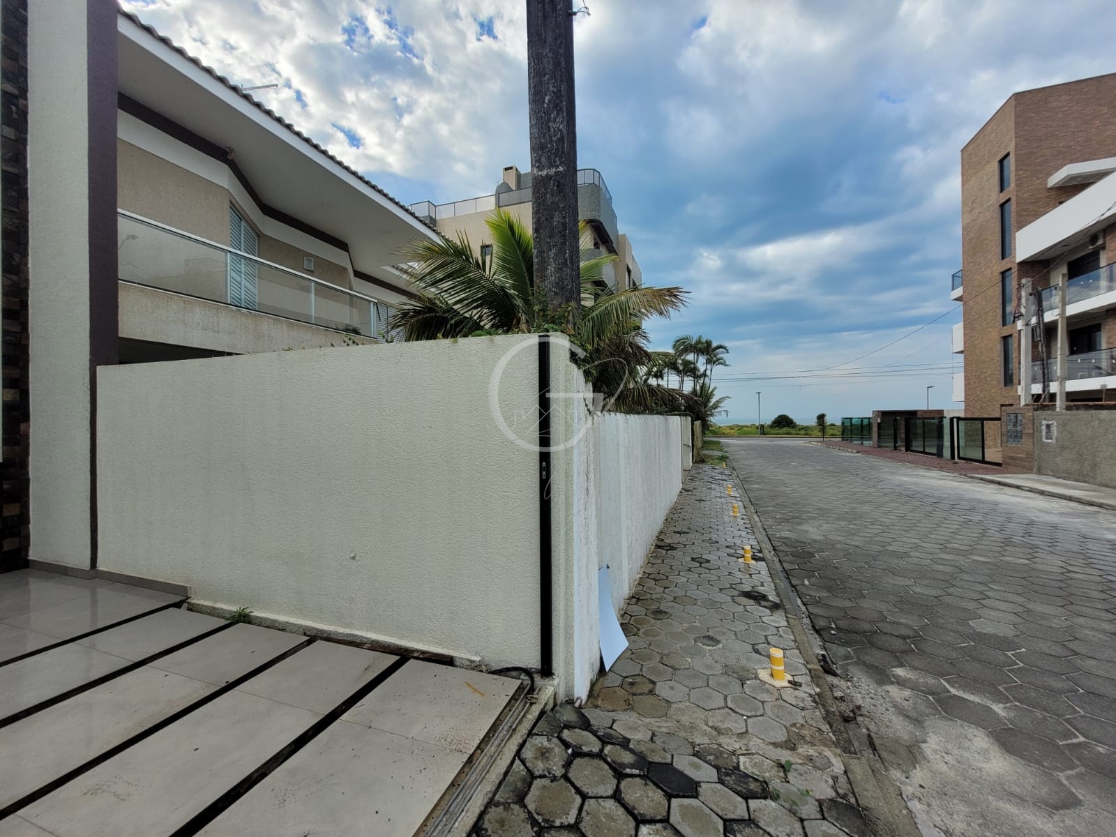 Sobrado à venda com 3 quartos, 132m² - Foto 2