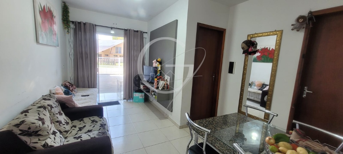 Casa à venda com 2 quartos, 61m² - Foto 4